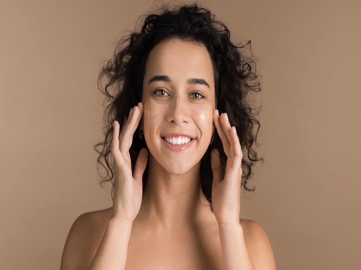 Skinvive vs. Aging by The Skin Clinic