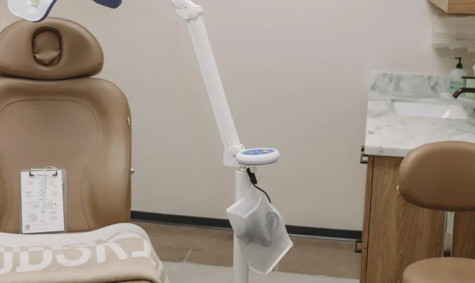LED Phototherapy by The Skin Clinic in Houston TX